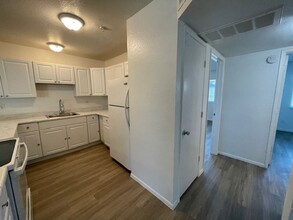 Hamilton Commons in Chandler, AZ - Building Photo - Interior Photo