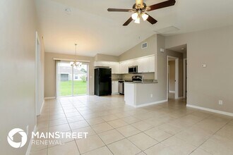 3906 12th St W in Lehigh Acres, FL - Building Photo - Building Photo
