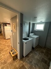 909 S 2nd St, Unit A - Upstairs in Laramie, WY - Building Photo - Building Photo