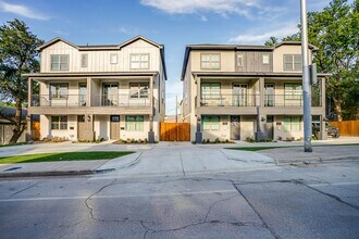 2833 Forest Park Blvd in Fort Worth, TX - Building Photo - Building Photo