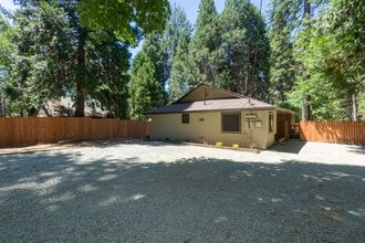 Duplex Backpack Trail in Pollock Pines, CA - Building Photo - Building Photo