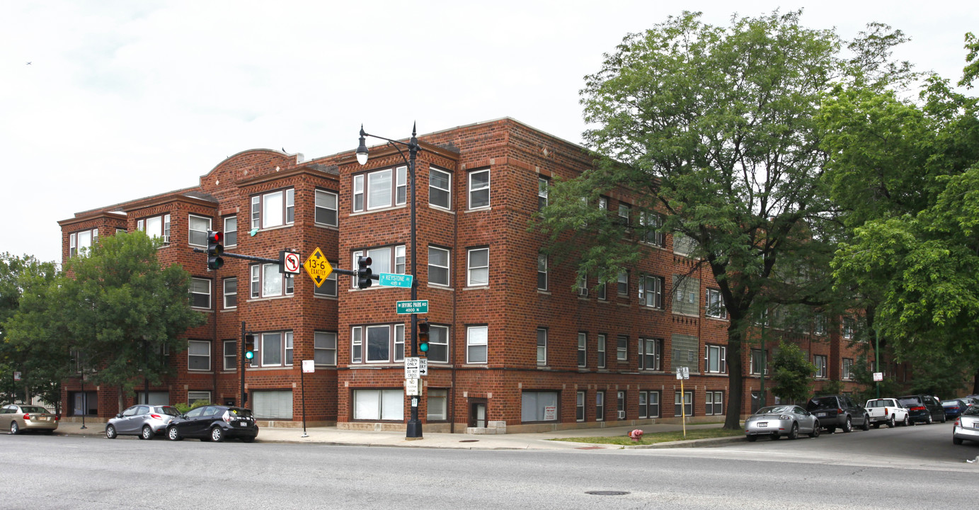 4000 N Keystone Ave in Chicago, IL - Building Photo