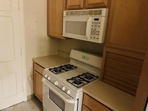 144 N Dithridge St in Pittsburgh, PA - Building Photo - Building Photo
