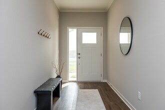 1083-1093 N Findley St in Olathe, KS - Building Photo - Interior Photo