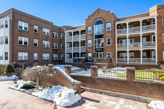 Copper Beech in West Hartford, CT - Building Photo - Building Photo