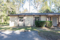 3741 Maria Cir in Tallahassee, FL - Building Photo - Building Photo