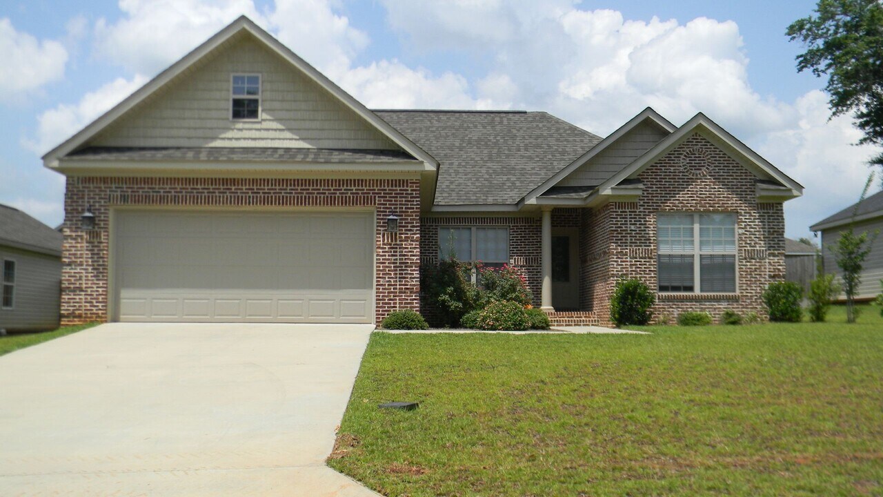103 Telford Ln in Enterprise, AL - Building Photo
