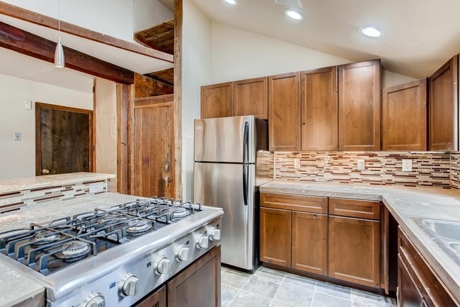 1525 Crestmore Pl in Fort Collins, CO - Building Photo - Building Photo