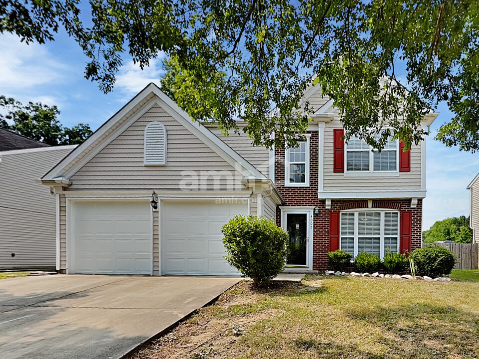 4005 Crowfield Dr in Raleigh, NC - Building Photo