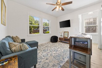 600 Barnes St in McKinney, TX - Building Photo - Building Photo