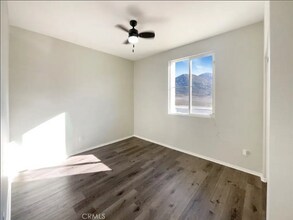 26625 Emperor Rd in Romoland, CA - Foto de edificio - Building Photo