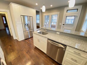 1110 Jaeger St in Columbus, OH - Building Photo - Building Photo