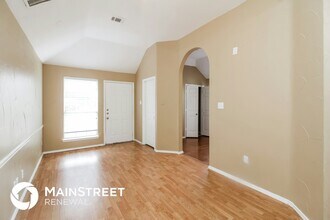 101 Chapel Hill Dr in Desoto, TX - Building Photo - Building Photo