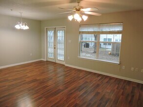 132 Swaying Pine Ct in Crestview, FL - Building Photo - Building Photo