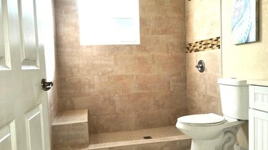 206 Edgewood Dr-Unit -B in West Palm Beach, FL - Building Photo - Building Photo