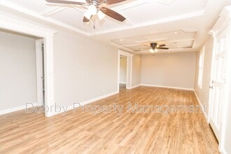 604 S Cherokee St in La Fayette, GA - Building Photo - Building Photo