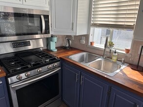 1624 N Coast Hwy 101 in Encinitas, CA - Building Photo - Building Photo