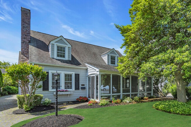 property at 316 Philadelphia Blvd