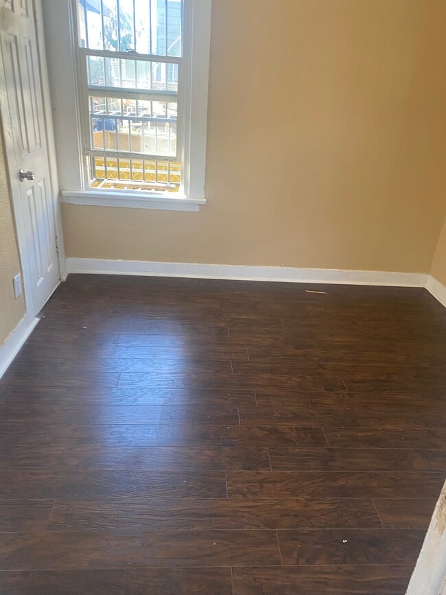 716 W 60th St, Unit 716 W 60th Street LA in Los Angeles, CA - Building Photo - Building Photo