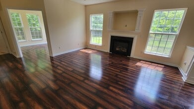 112 Shea Ct in Simpsonville, SC - Building Photo - Building Photo