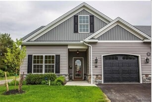 5283 Chestnut Ridge Rd in Orchard Park, NY - Building Photo