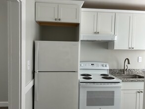 23 Lincoln St-Unit -23-6 Lincoln Street in Milford, MA - Building Photo - Building Photo