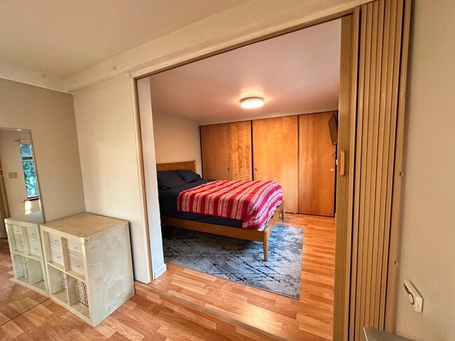 327 Woodland Park in San Leandro, CA - Building Photo - Building Photo