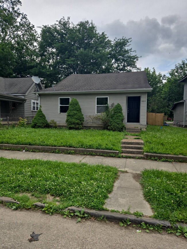 property at 2015 Lasalle St