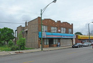 5143 W Division St in Chicago, IL - Building Photo - Building Photo