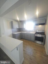 154 N Carol Blvd in Upper Darby Township, PA - Building Photo - Building Photo