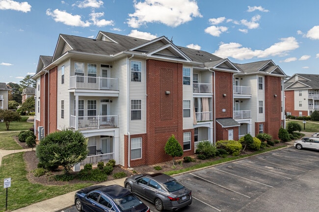 1200 Acqua Luxury Lifestyle Apartments in Petersburg, VA - Building Photo - Building Photo