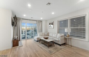 73 Stuyvesant Ave. in Newark, NJ - Building Photo - Building Photo