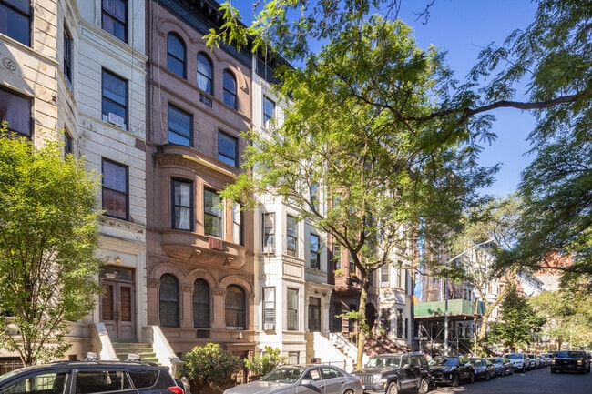 108 W 80th St in New York, NY - Building Photo - Building Photo