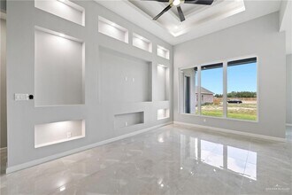 8018 N 49th Ln in McAllen, TX - Building Photo - Building Photo