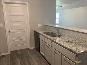 716 Kimble Dr in Temple, TX - Building Photo - Building Photo
