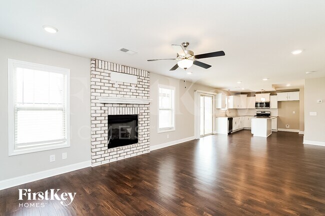 1186 Ewing Wy in Clarksville, TN - Building Photo - Building Photo