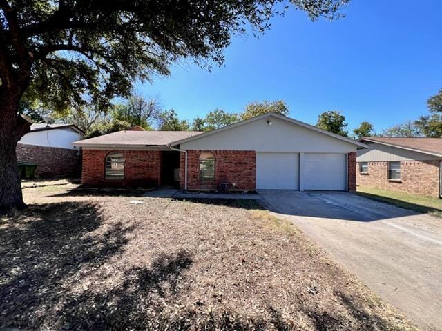 6016 Hillcrest Dr