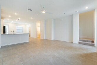 7492 Cabin Ln in Sarasota, FL - Building Photo - Building Photo
