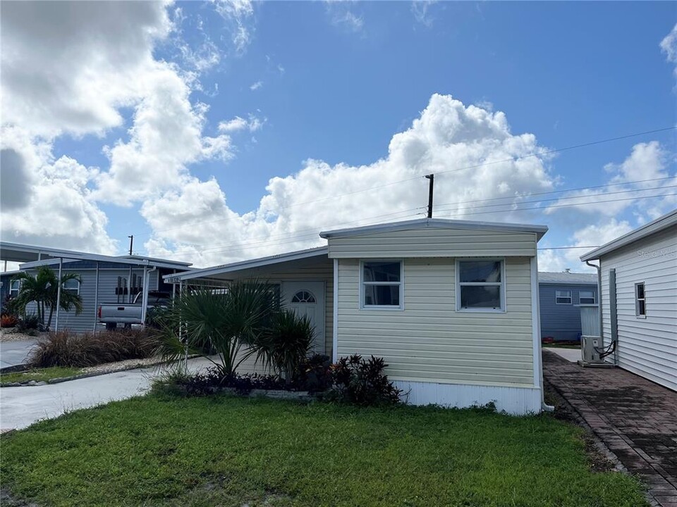 1812 Illinois Ave in Bradenton, FL - Building Photo