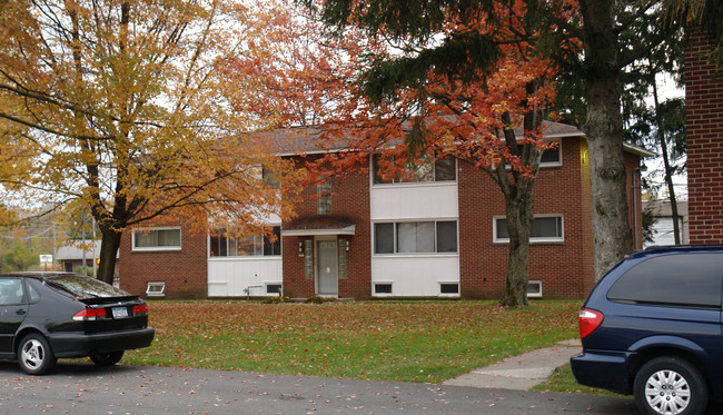 belleview apartment in North Syracuse, NY - Building Photo - Building Photo