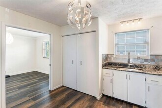 4216 Lake Underhill Rd in Orlando, FL - Building Photo - Building Photo