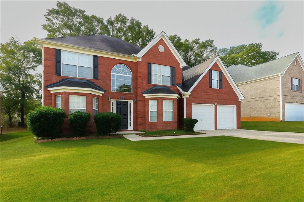 655 Belle Grove Dr in Jonesboro, GA - Foto de edificio