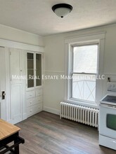 76 Spring St in Lewiston, ME - Building Photo - Building Photo