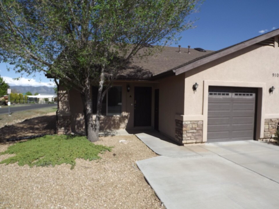 9105 E Whipsaw Ln-Unit -A in Prescott Valley, AZ - Building Photo