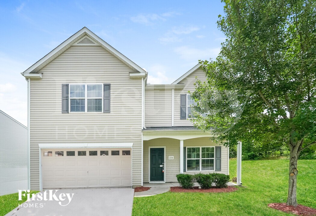 294 Hartsfield Forest Dr in McLeansville, NC - Building Photo