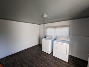 615 Bridges Ave S in Kent, WA - Building Photo - Building Photo