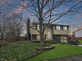 7620 Snowflake Dr in Indianapolis, IN - Building Photo