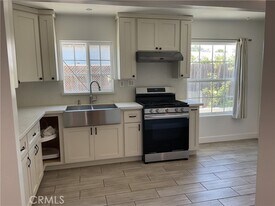 1415 W 223rd St in Torrance, CA - Building Photo