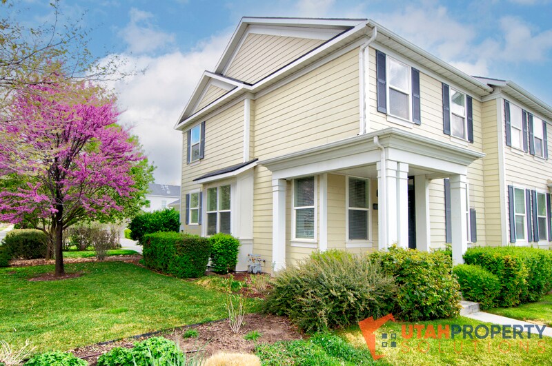 4502 W 11800 S in South Jordan, UT - Building Photo