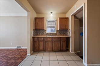 14301 Freeland St in Detroit, MI - Foto de edificio - Building Photo